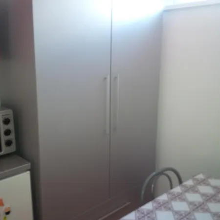 Lägenhet Pinos Soko Banja